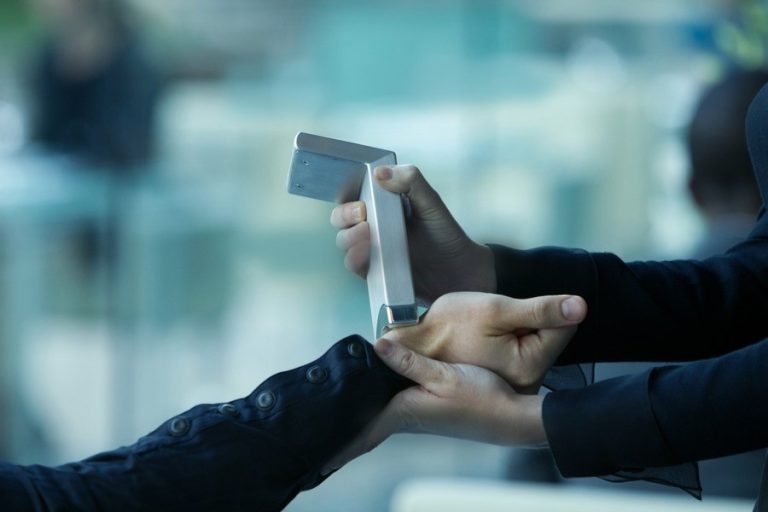 영화 인타임(In Time, 2011) 시간은 곧 돈이다!